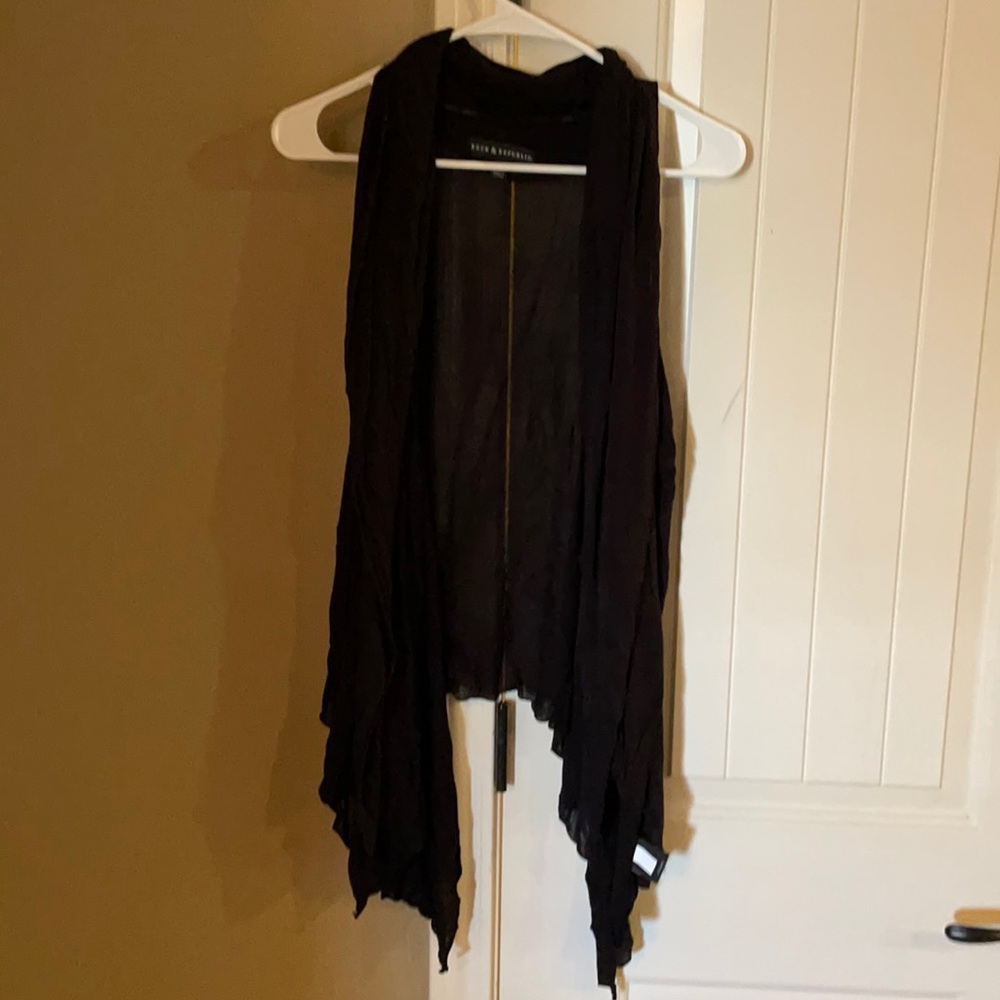 Rock & Republic Flowy Vest